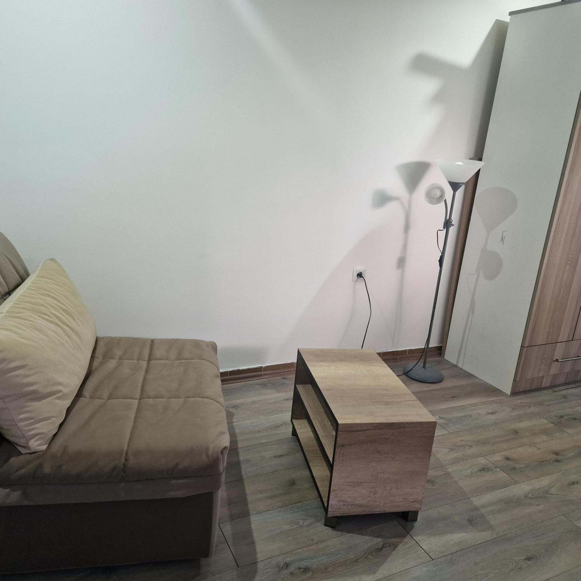 Square Apartment Paraćin Exterior foto